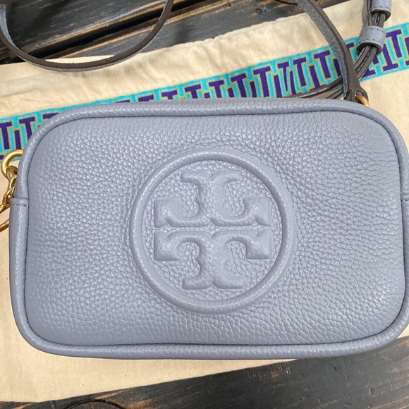 Tory Burch Bags Tory Burch Perry Bombe Double Zip Camera Crossbody